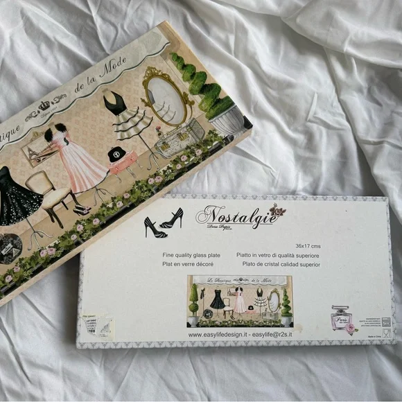 Nostalgia Tres Chic Coffee & Tea Set - Black, White, Pink - Picture 3 of 12